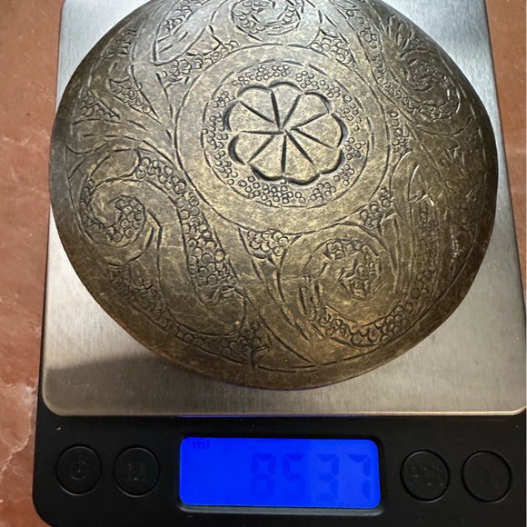 Vintage Large Chunky Brass Belt Buckle - Picture 2 of 4